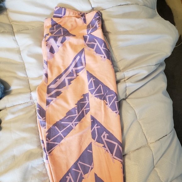 LuLaRoe Pants - Lularoe OS leggings LuLaRoe Pants - Lularoe OS leggings